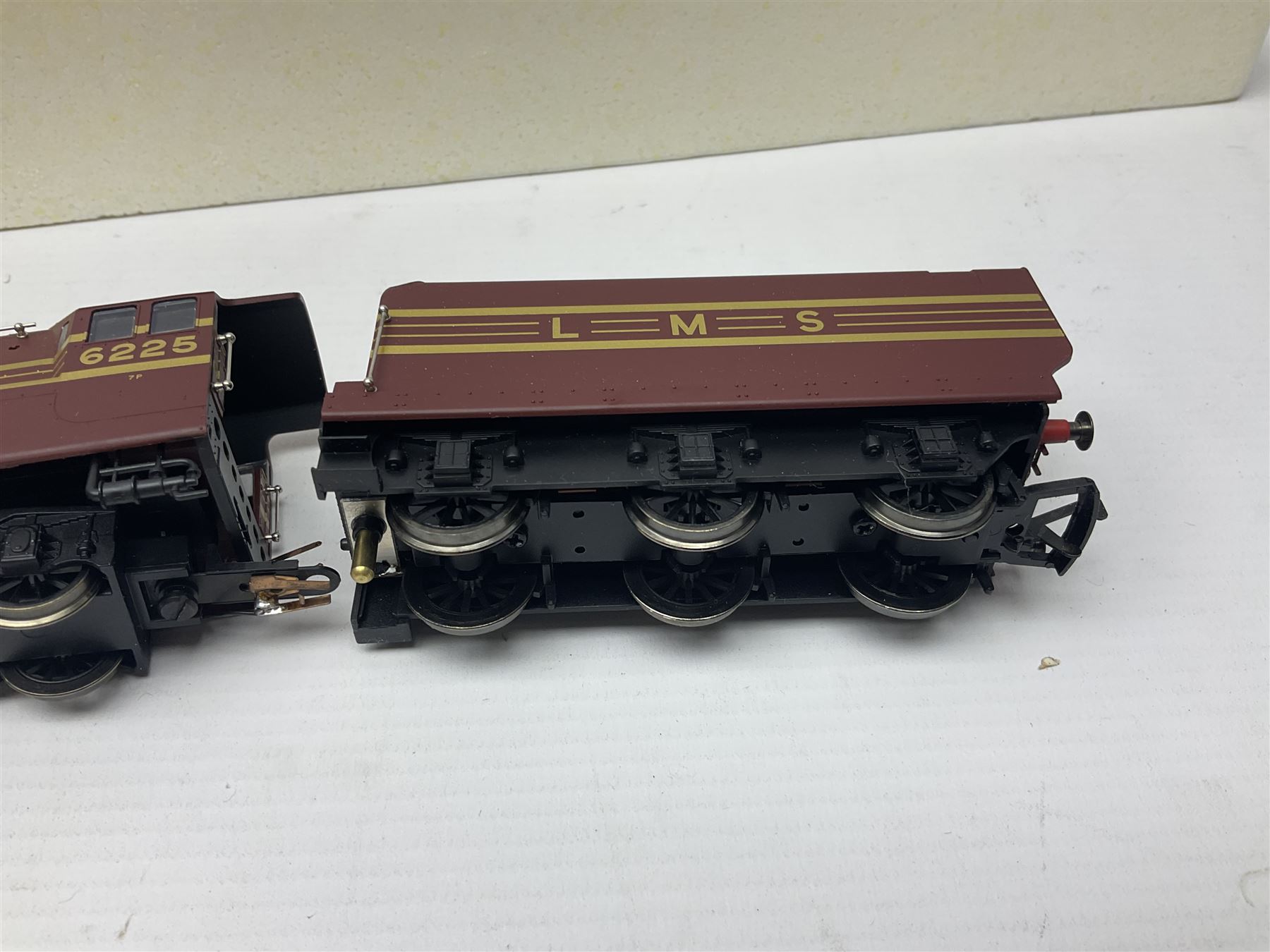 Hornby '00' gauge - Coronation Class 4-6-2 locomotive 'Duchess of Gloucester' No.6225 in LMS maroon; Class A1/A3 4-6-2 locomotive 'Flying Scotsman' No.4472 in LNER green; Class 9F 2-10-0 locomotive 'Evening Star' No.92220 in BR green; all boxed; and Class A1/A3 4-6-2 locomotive 'Prince Palatine' No.60052 in BR blue; unboxed (4)