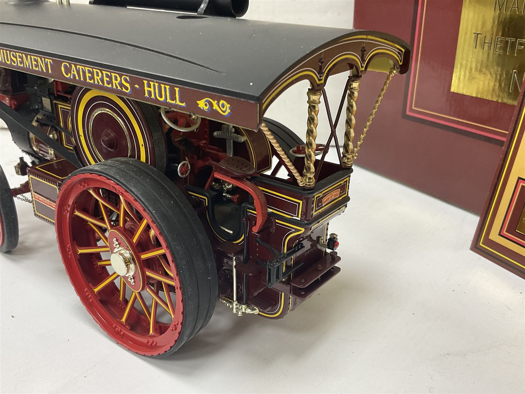 Midsummer Models 1:24 scale model Burrell Showman’s Engine No.2804 ‘The White Rose of York’ limited edition 856/999, with certificate of authenticity and original boxes 