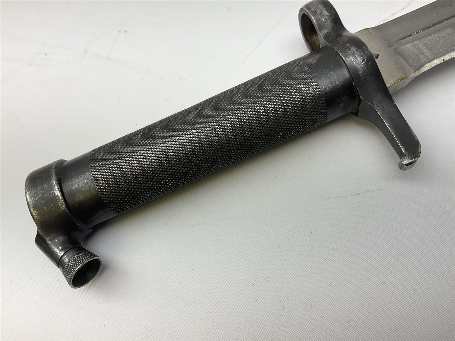 German-made 1908 pattern bayonet by Weyersberg, Kirschbaum & Co, Solingen as used by the Brazilian Army, with 30cm fullered steel blade and hooked quillon numbered 107011 L43cm overall; and Swedish Carl Gustav M1896 Mauser knife bayonet with 21cm steel blade and machined steel grip; in metal scabbard, both numbered 299 L35cm overall (2)