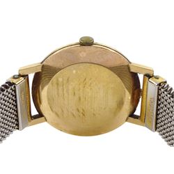 Gerrard gentleman's 9ct gold manual wind wristwatch, silvered dial with baton hour markers, London 1972, on expanding gilt strap, boxed