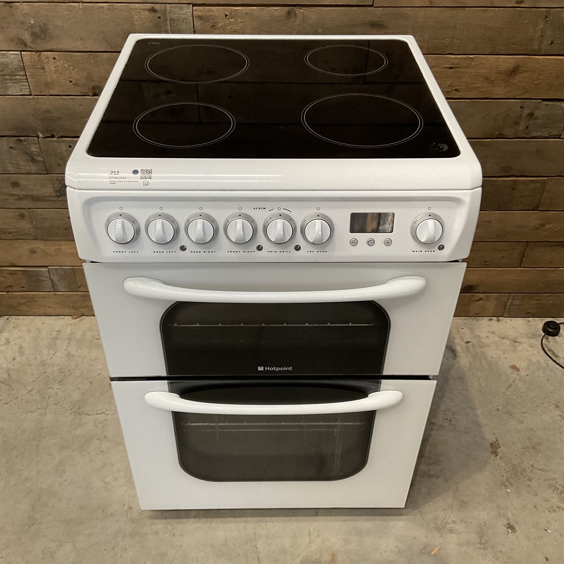 Hotpoint 62DCW electric double oven cooker
