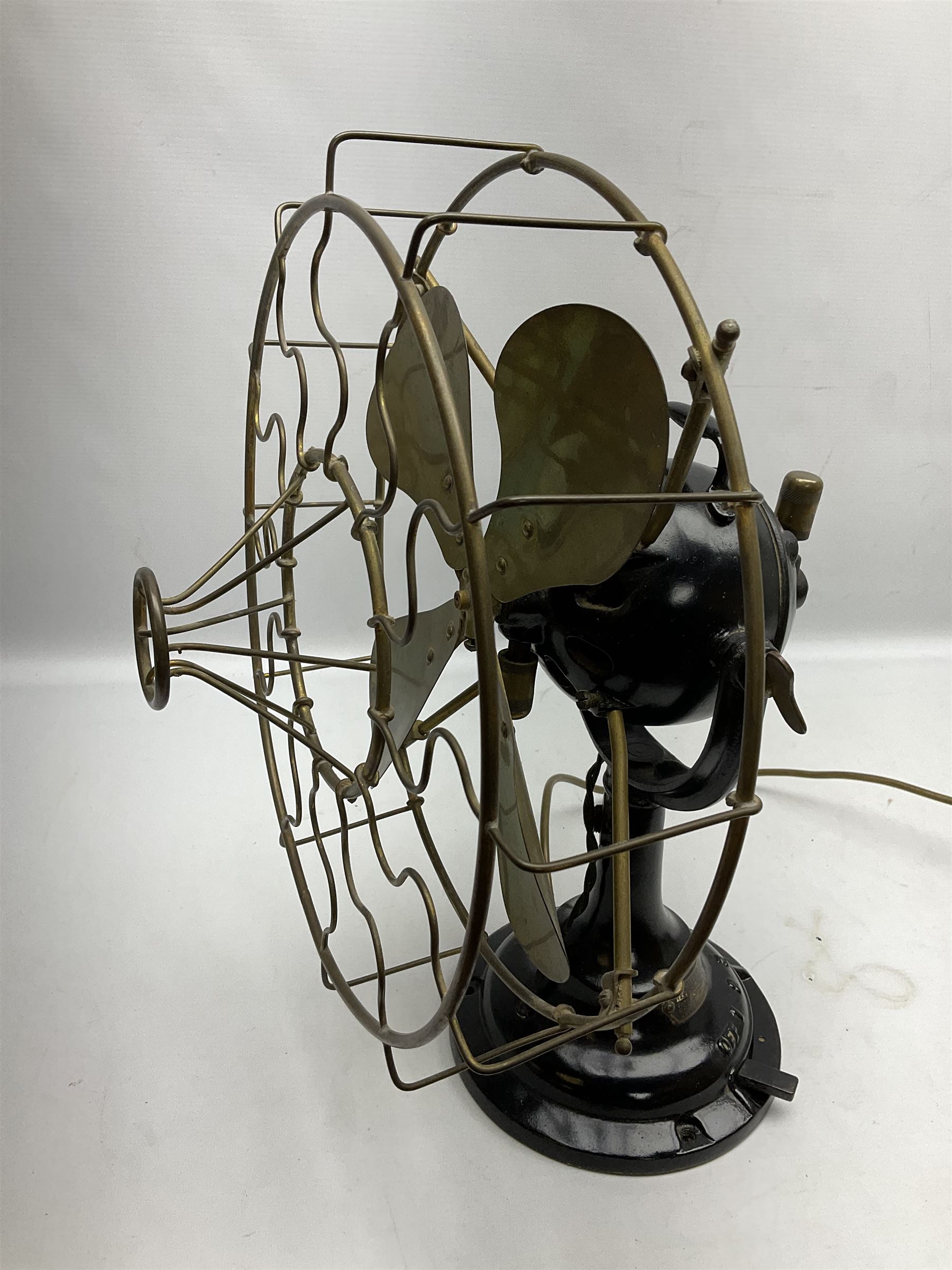 1930s Art Deco cast iron and brass Verity's Junior electric table fan, no 27159, H45cm