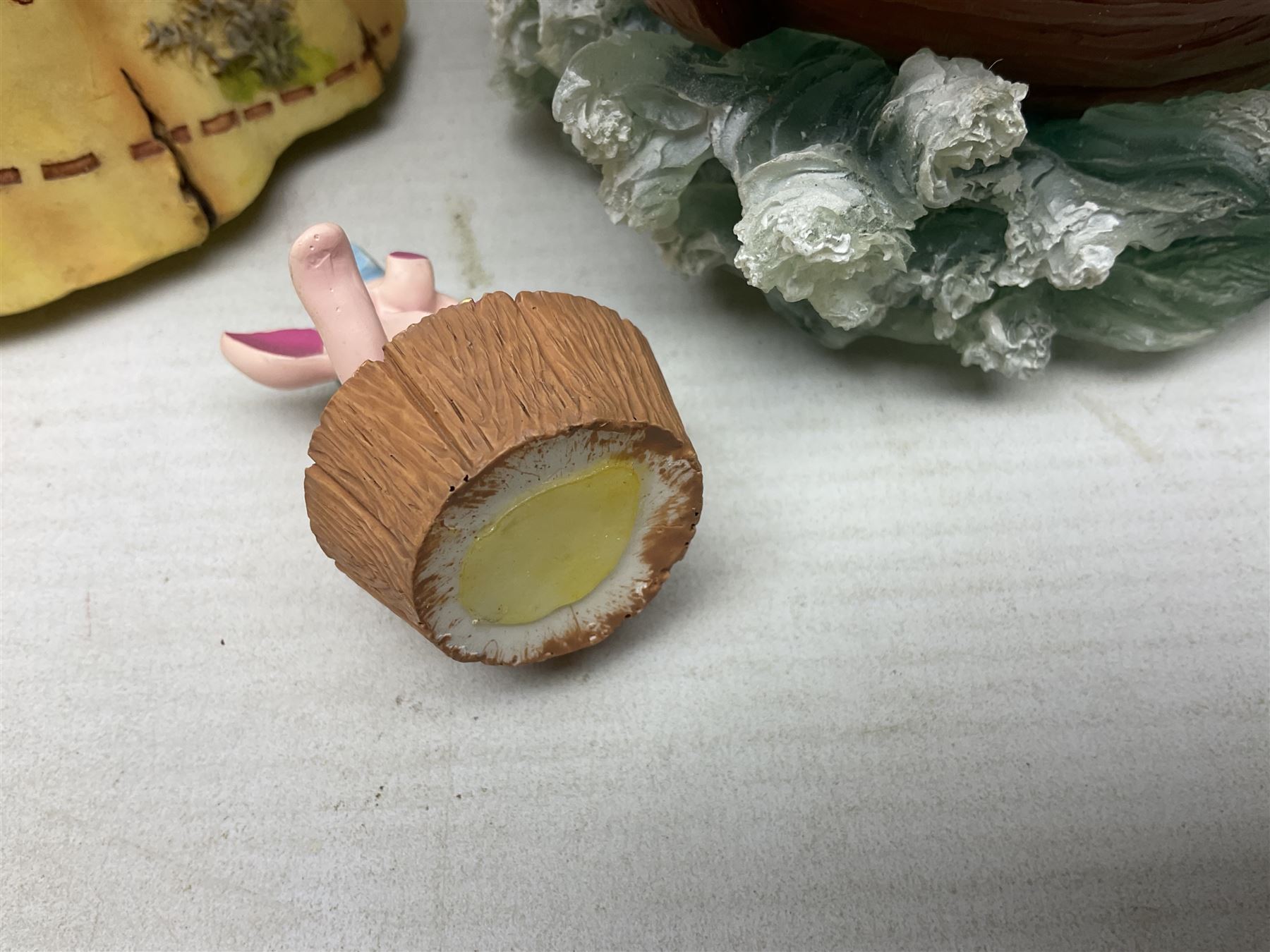 Five Disney Winnie The Pooh snow globes, to include Pooh and Piglet Sailing, Pooh's Grand Adventure and Blustery Day, together with The Walt Disney Classic Waterglobe collection globe and group Tigger, Winnie and Piglet figure under dome, all with boxes (7)