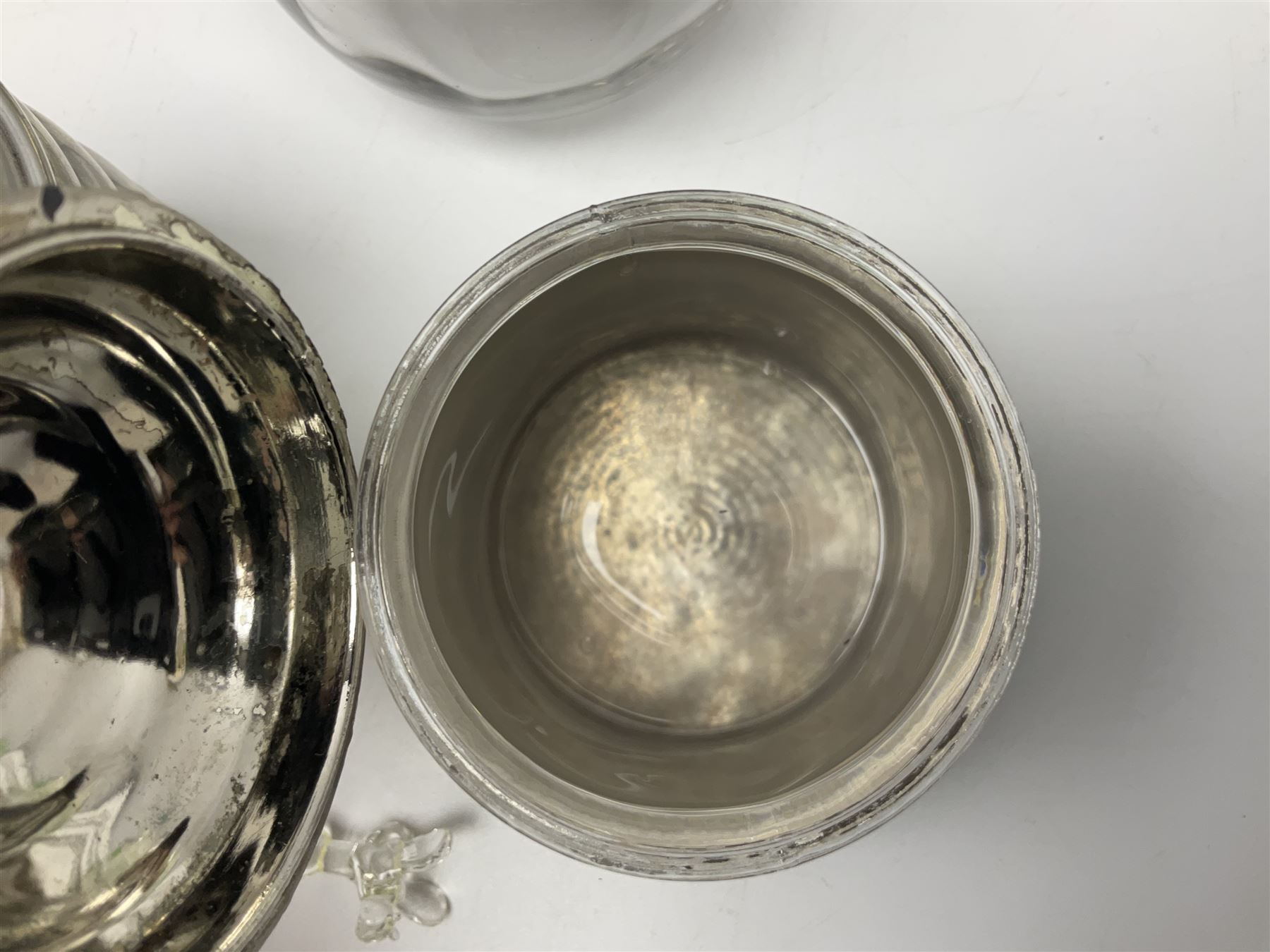 Collection of glass beehive honey pots, to include a blue slag example, milk glass, pink, green, etc together with four white metal examples (16) 