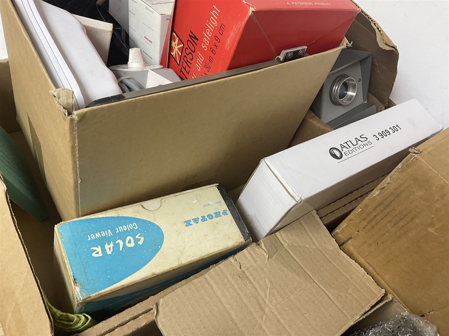 Large collection of projectors and equipment, to include Alphaxia Gnome projector, Kodak Brownie projector, slide containers, projector screen, etc, in six boxes