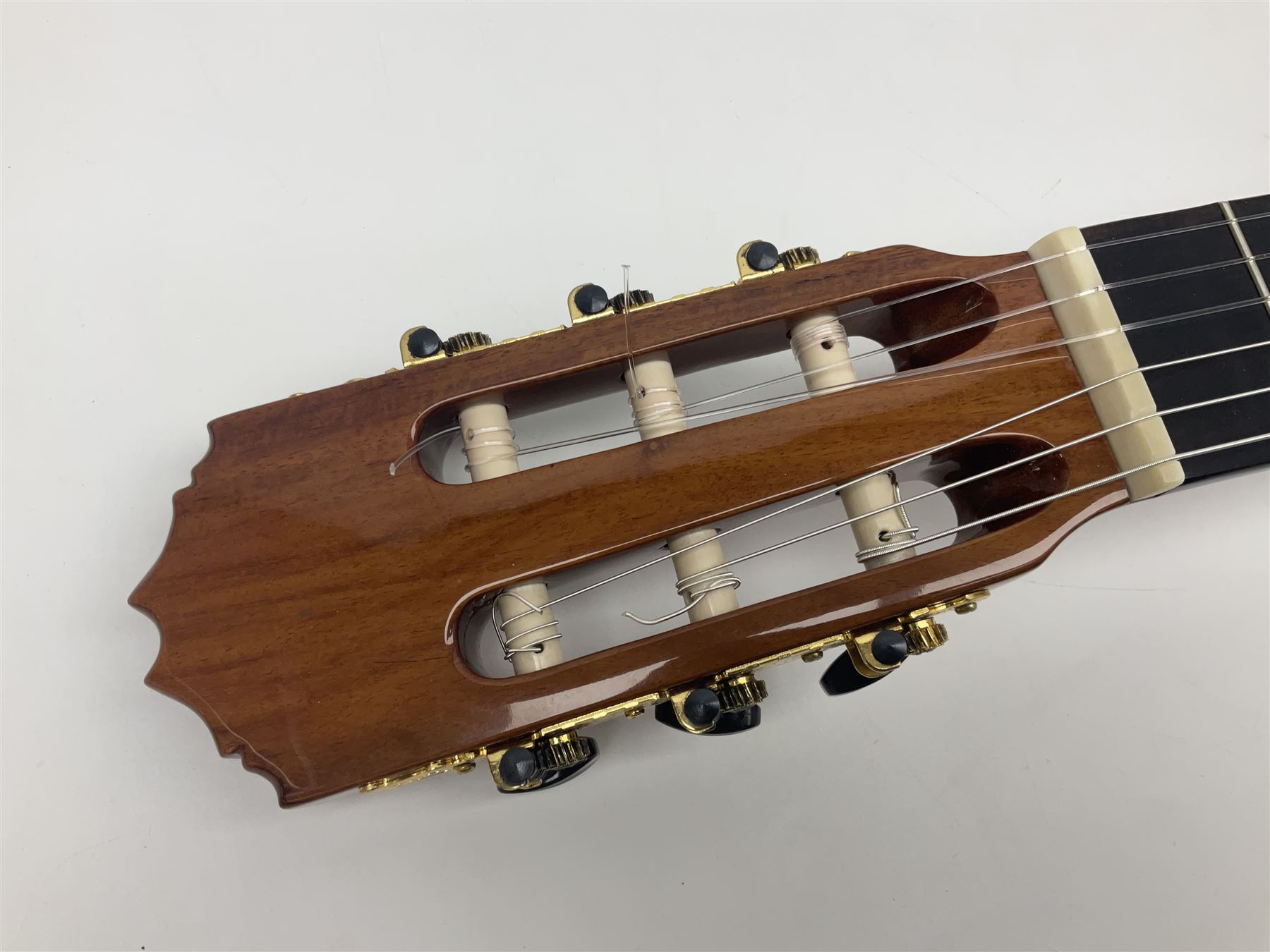 Juan Montes Rodriguez Spanish Flamenco acoustic guitar model R6; bears label dated 2020; in metallic finish fitted hard carrying case