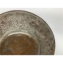 Arts and Crafts Keswick School of Industrial Arts copper charger, decorated with planished centre and repousse scrolling foliate tendrils to rim, D44cm