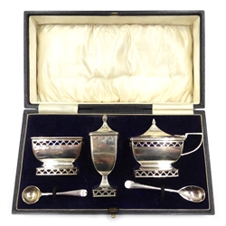  Silver condiment set by Deakin and Francis Birmingham 1945/46 approx 6oz and two plated spoons  