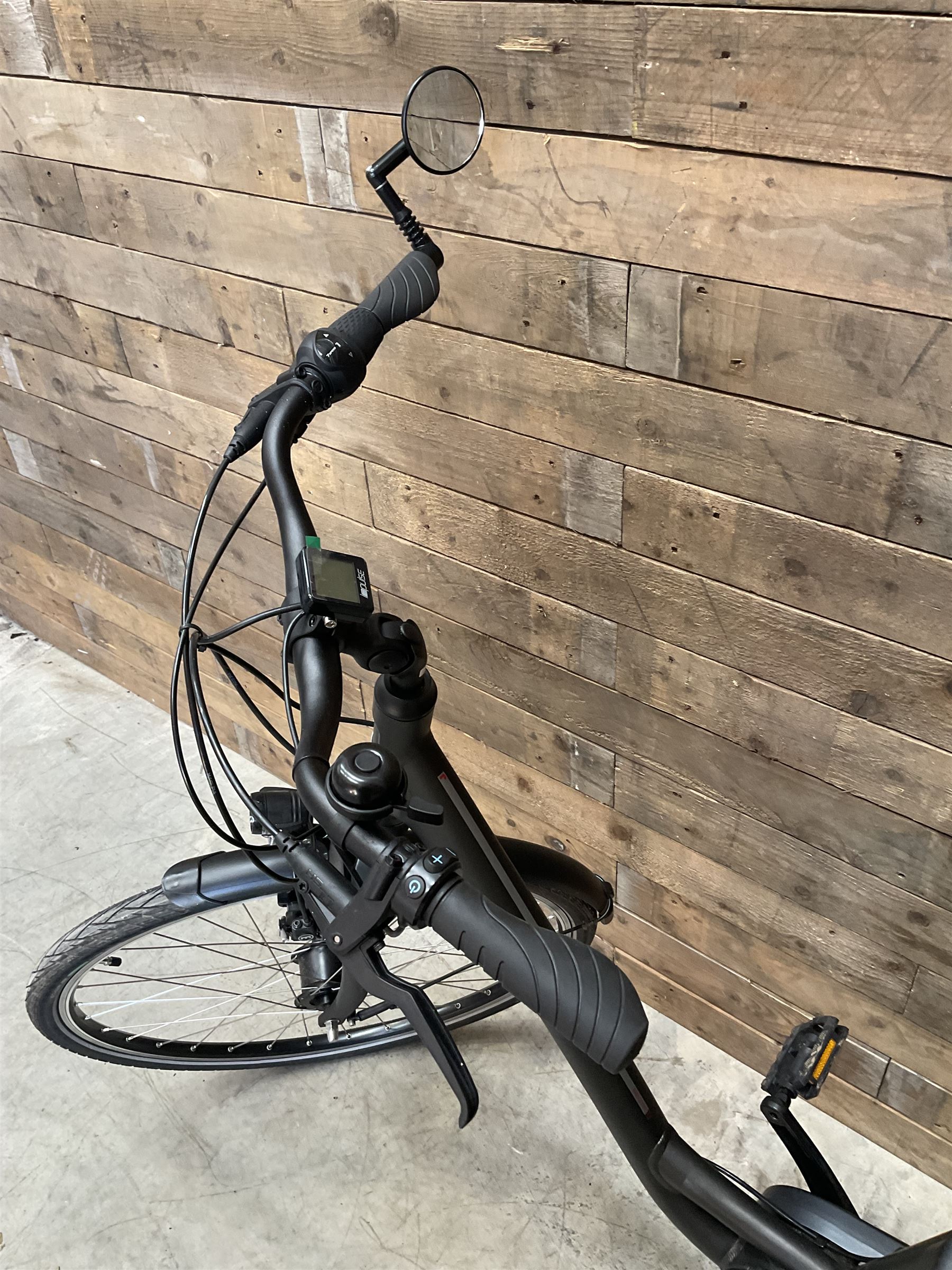 Kalkhoff Jubilee i7 electric bike with 11Ah battery, with charger lock and manual