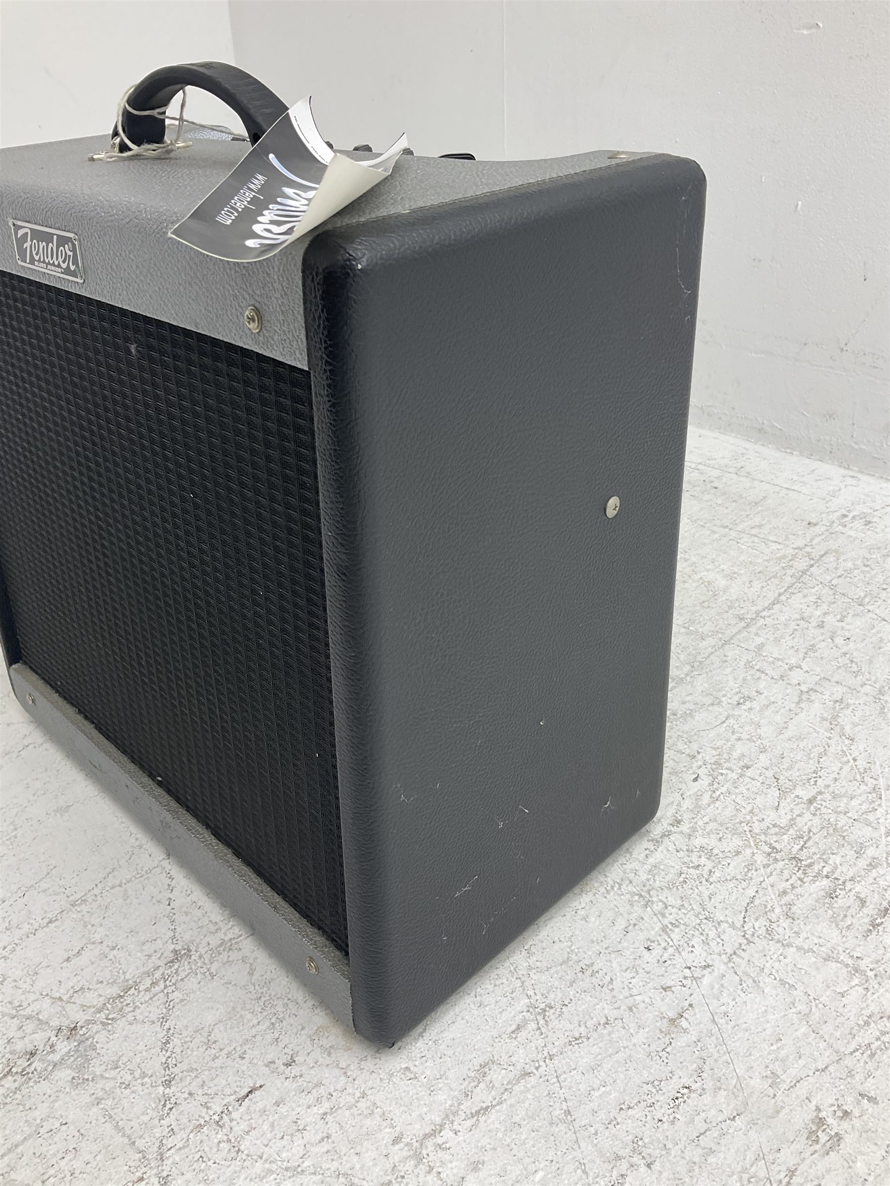 Fender Limited Edition Blues Junior III type PR-295 combo; serial no.B-523900; L46cm