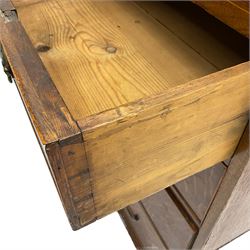 George III oak chest, rectangular top with mahogany crossbanding, fitted with two short and three long cock-beaded drawers, lower moulded edge over bracket feet