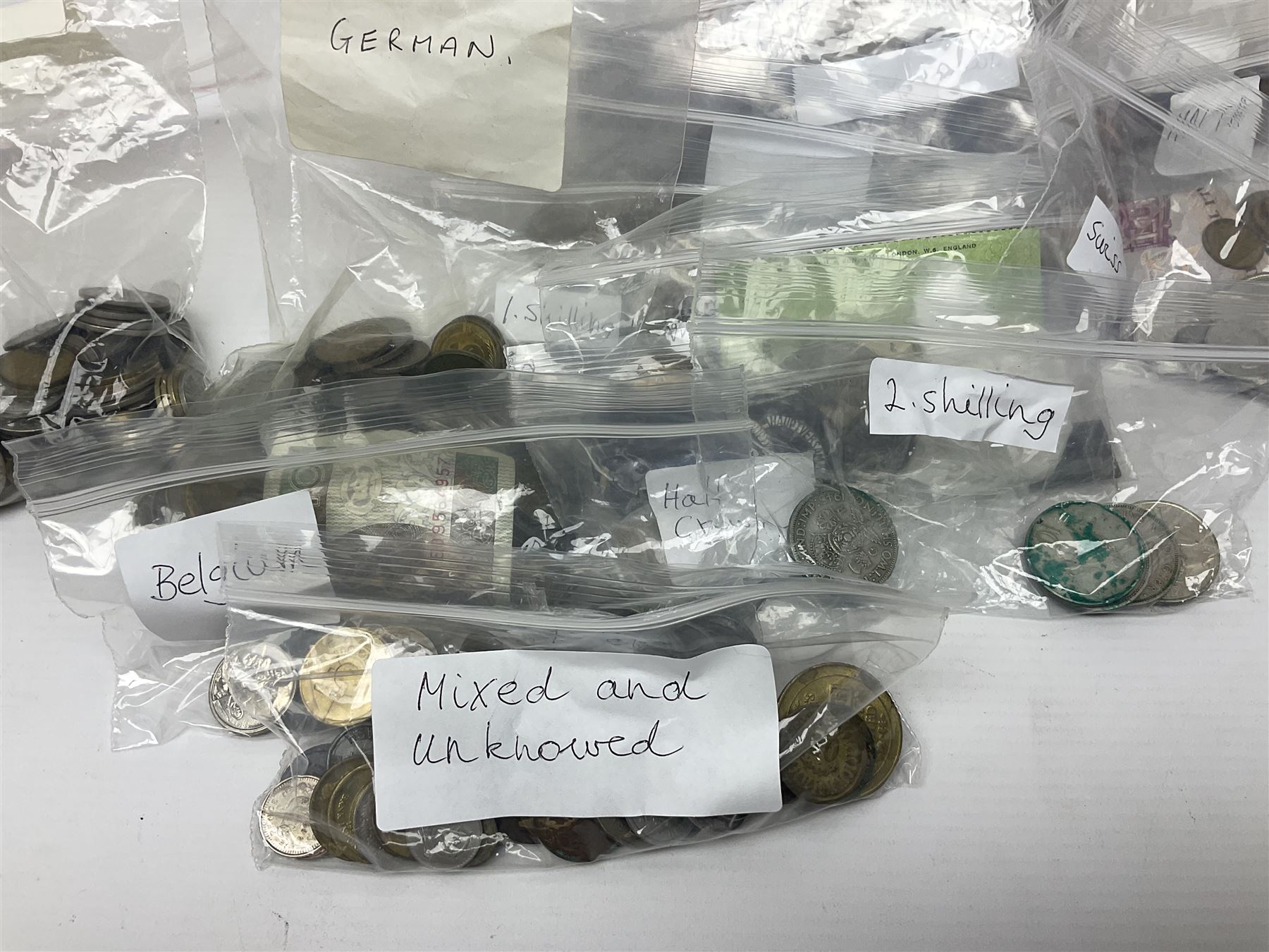 Great British and World coins, including pre-decimal coinage, French, Italian, German and other pre-Euro coinage, various medallions etc