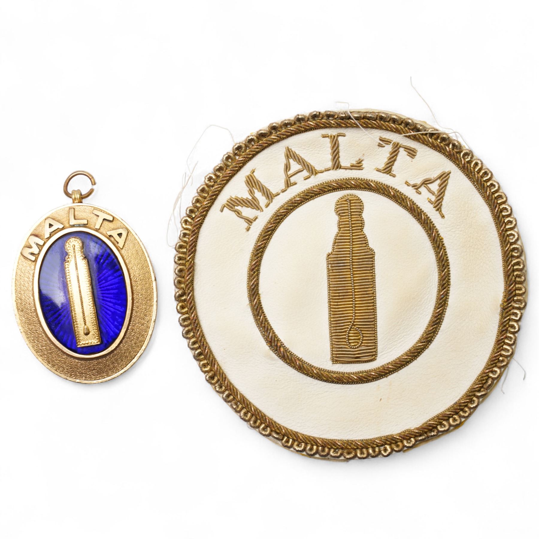 Victorian silver gilt Masonic Rose Croix collar jewel London 1875 Maker Henry Thomas Lamb, Scarborough Lodge silver gilt and enamel Past Masters Jewel, Malta Grand Craft collar jewel, silver and enamel Royal Order of the Red Branch and various other Masonic jewels 