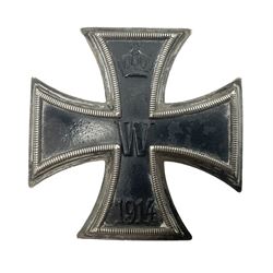 WW1 German Iron Cross 1st Class of slightly convex form; back stamped 800