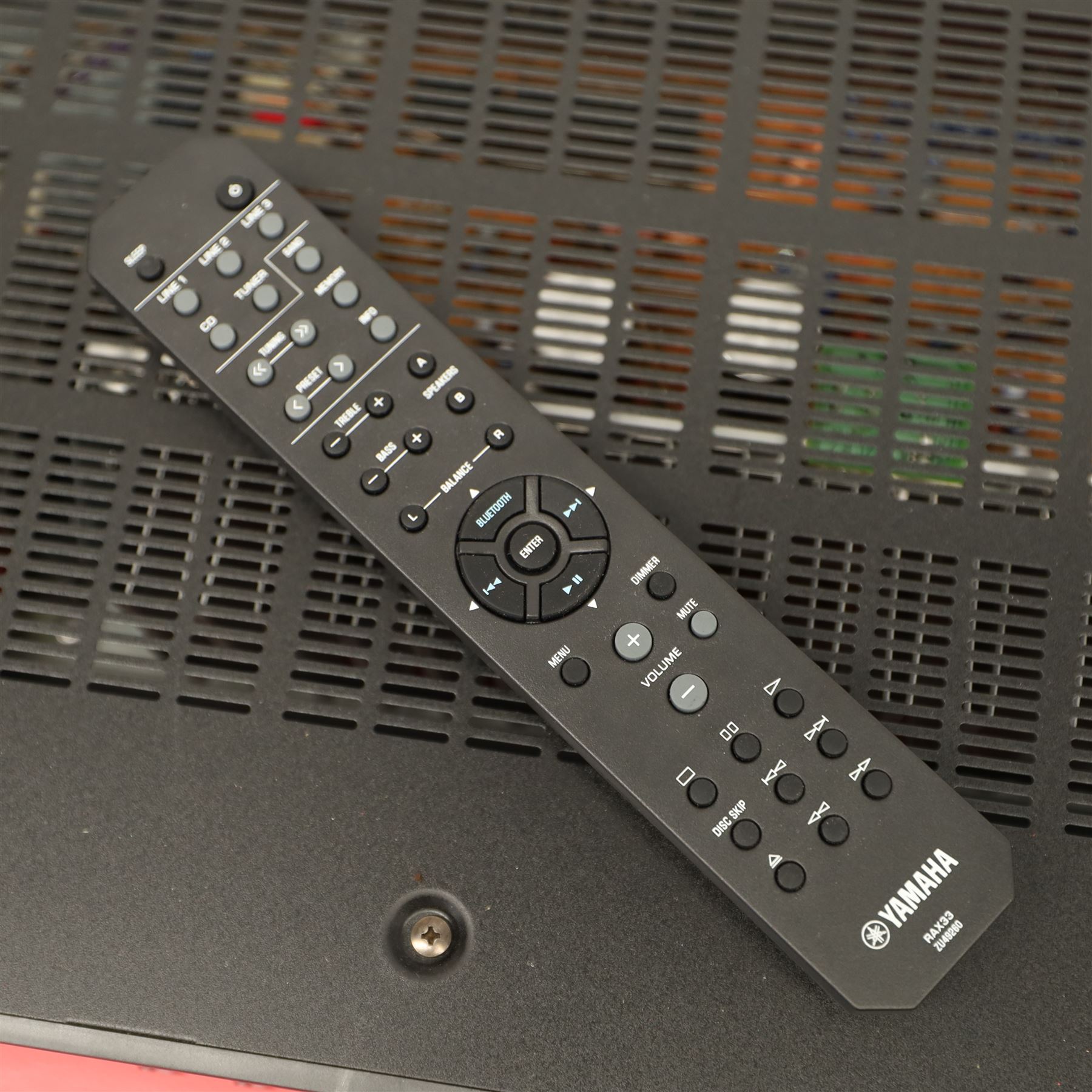 Yamaha - R-S202/R-S202D, natural sound stereo receiver, DAB+ and Bluetooth functionality, Treble and Bass controls, with remote