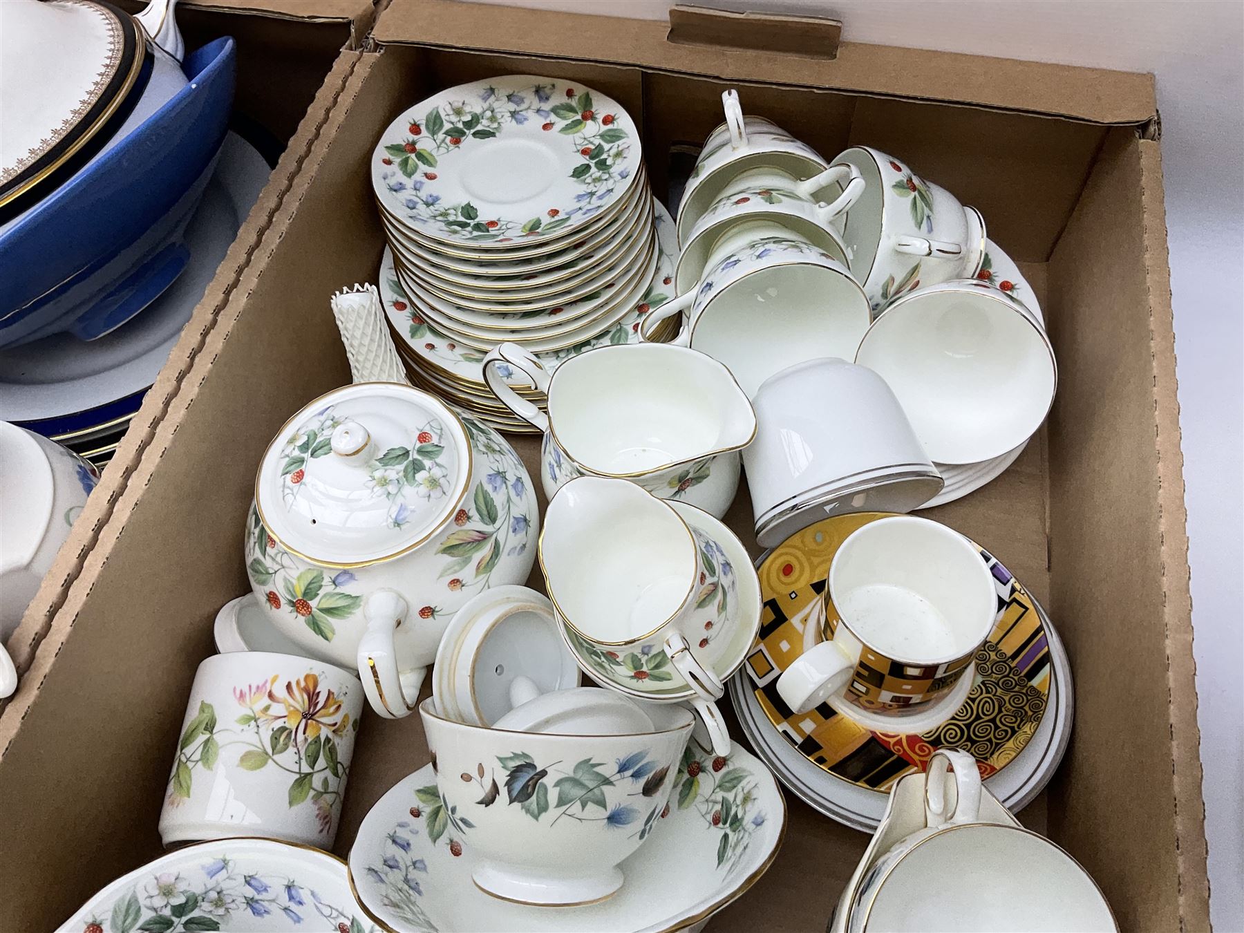 [ミニサイズ]ロイヤルドルトン　グランブリーヘッジ　ティーポット ロイヤル・ドルトン ブランブリーヘッジ ティーサービス ティーポット