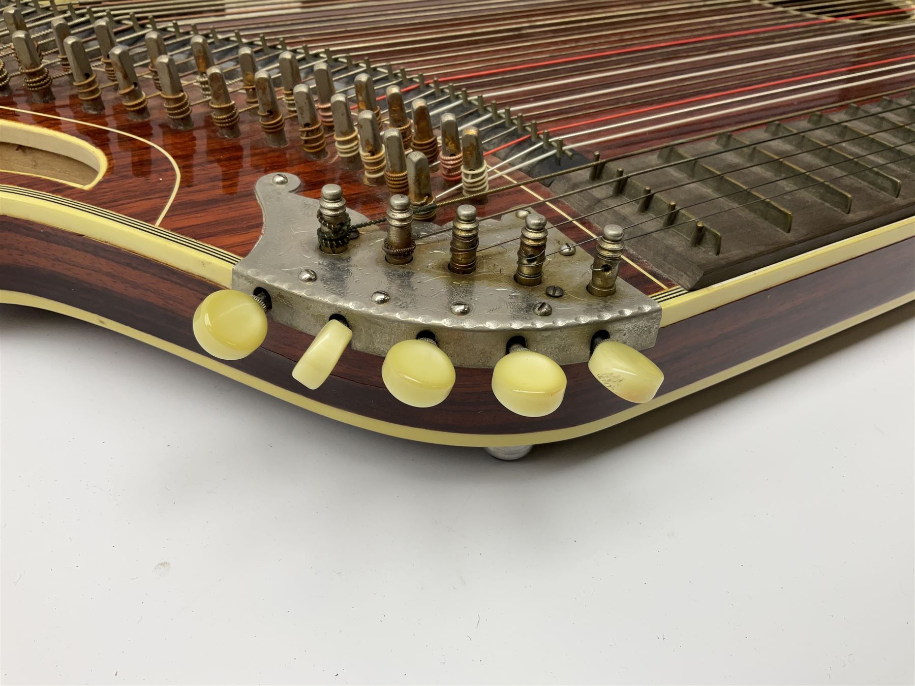 Framus Bavaria model 7/32 guitar zither, serial no.27856, bears label,  L72cm