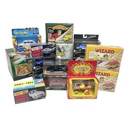 Seventeen TV/Film related die-cast models by Corgi, Jada, Hollywood Rides etc including 25th Anniversary Chitty Chitty Bang Bang in wooden box; Italian Job diorama; 50th Anniversary James Bond Aston Martin DB5; three Beatles; three Comic Classics; five Fast & Furious; Muppets; and Knight Rider etc; all boxed (17)