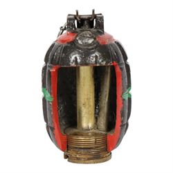 WWI No.5 Mk.1 Mills Bomb,Hand Grenade, the base dated 1916, the side cut-away and painted, H10cm