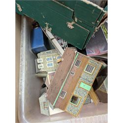 Collection of model railway buildings and other accessories, together with a box empty Hornby boxes, including three trainset boxes with pieces of track inside only