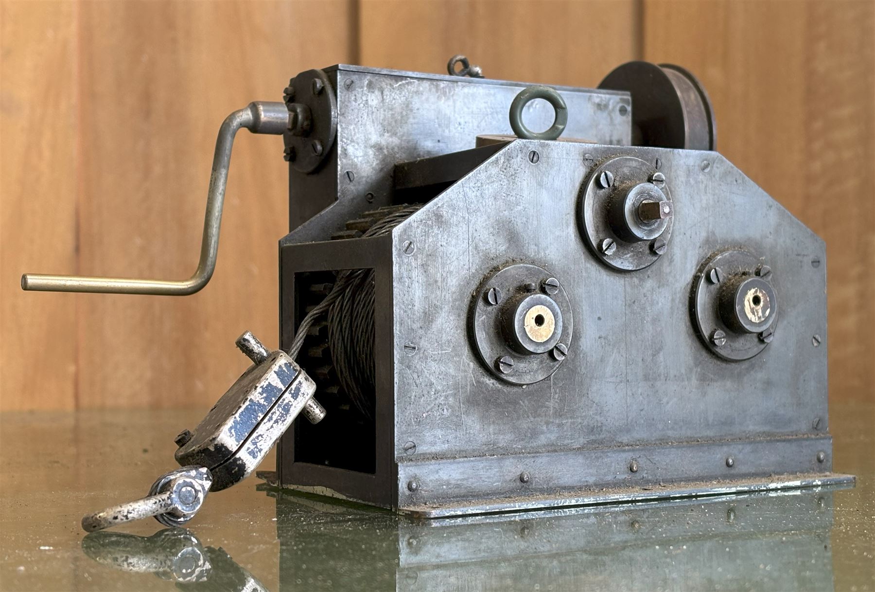 Quality scratch built scale model of an industrial winch, hand cranked. L20cm.  - COLLECTION BY APPOINTMENT FROM: The White House, Thirsk Road, Easingwold, York, YO61 3NF - CALL 01723 507111 TO ARRANGE