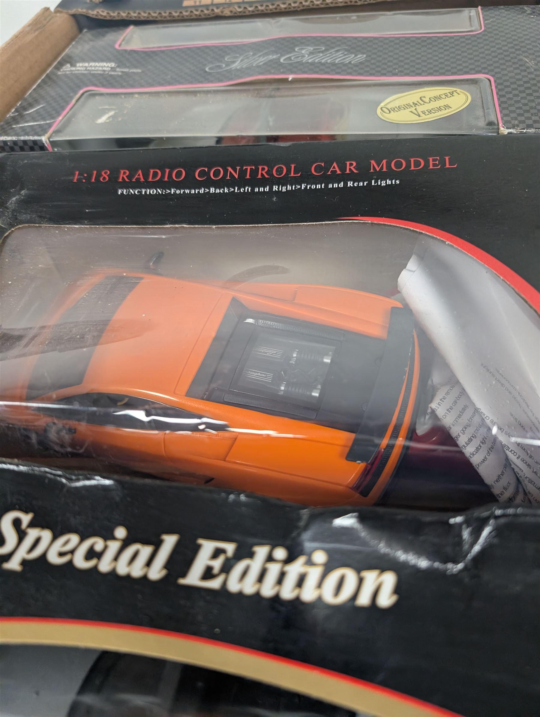 Fourteen 1:18 and 1:24 scale diecast model vehicles, including Classico Ferrari 1972 312, DX RC Lamborghini Gallardo, Maisto Silver Edition Porsche Boxter, , Bburago Williams Fw14, Bburago Ferrari 641/2, etc all boxed