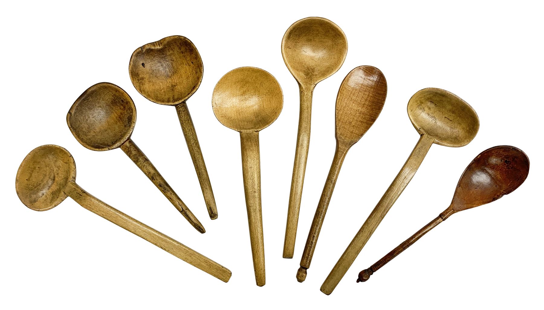 Group of beech and sycamore Welsh Cowl and other spoons, largest example L21.5cm