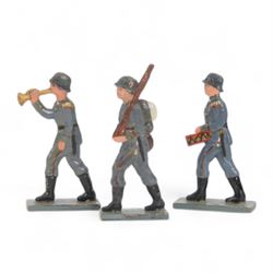 Three 1930s wooden hand-painted Luftwaffe figures, H8cm