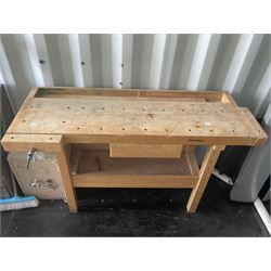 “White gate” Beech carpenters work bench