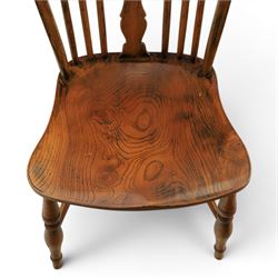 Set of six elm Windsor chairs, saddle seats with crinoline stretchers