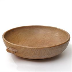 Mouseman - adzed oak circular bowl with carved mouse signature D25cm from the workshop of Robert Thompson, Kilburn