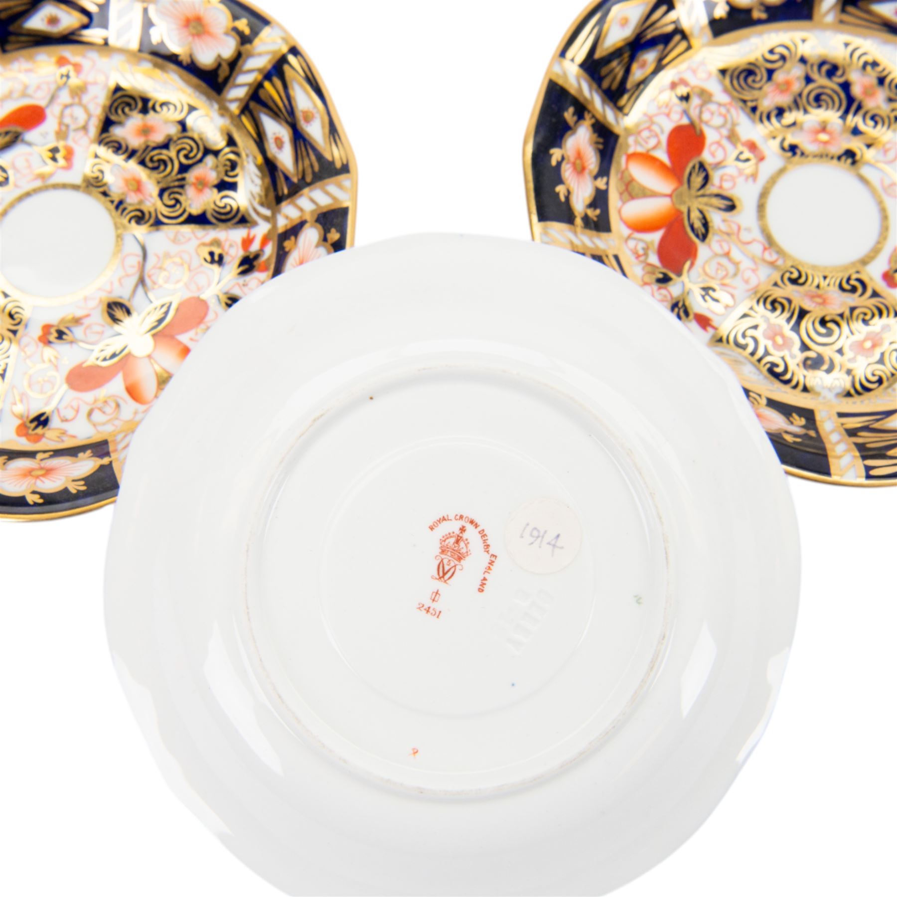 Royal Crown Derby teacups, comprising 4971 Imari pattern trio, two Imari 2541 trios and three Imari pattern 2541 cups and saucers