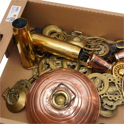 Collection of loose horse brasses, Wafax copper bed warmer, pair of brass shell cases, copper posser, warming pan on turned wooden handle etc