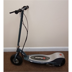 Razor battery electric scooter with charger (This item is PAT tested - 5 day warranty from date of sale), 110cm   