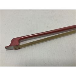 Zest full size pink violin, with a solid wood body and maple head, with matching pink bow and two further bows, in a hard case Length 60cm