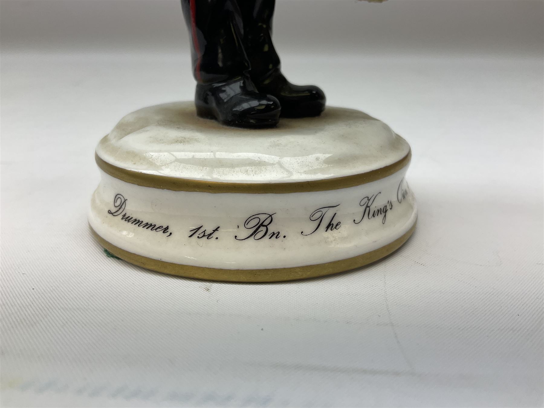 Michael J Sutty limited edition figure, Soldier Drummer, 1st Battalion, The Kings Own Royal Border Regiment 1984, 93/250, together with further limited edition Michael Sutty bust, 12/250, tallest H21.5cm