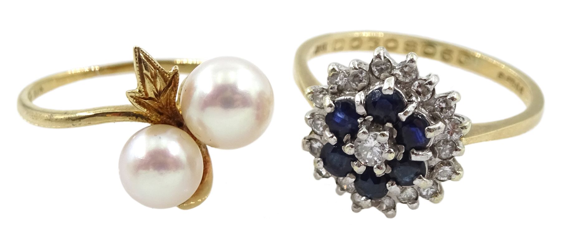 9ct gold sapphire and diamond cluster ring, hallmarked and a 14ct gold