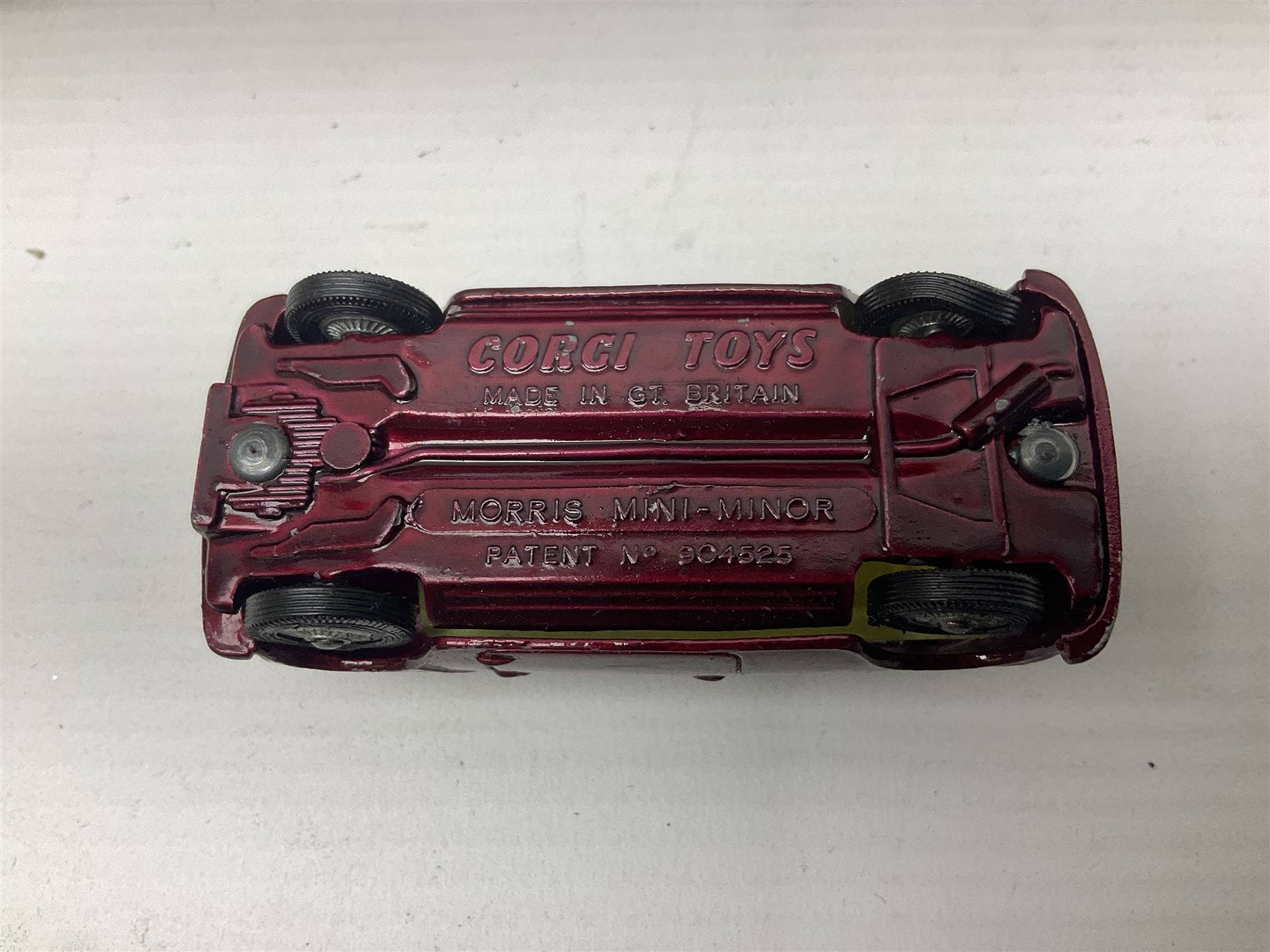 Corgi - Gift Set no.41 comprising Carrimore Mark Iv Transporter, Morris Mini-Cooper, BMC Mini-Cooper S, Morris Mini-Minor, Volvo P.1800 and Sunbeam IMP; missing MGC GT car; in original box 