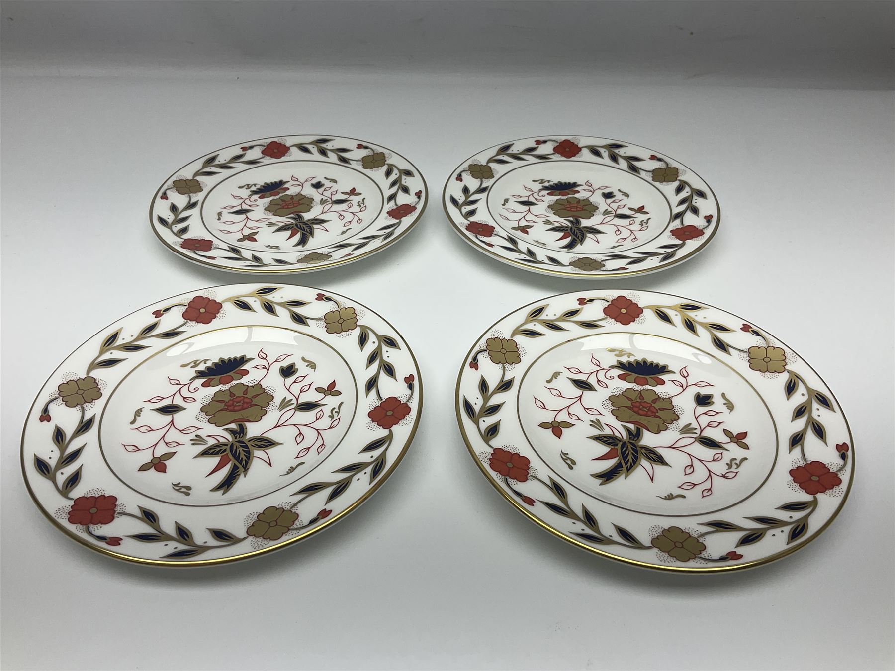 Royal Crown Derby Asian Rose pattern, tea set for four, comprising teacups, saucers and dessert plates (12)