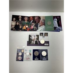 Coins including Queen Elizabeth II Bermuda 1964 crown, Britain's first decimal coins sets in blue wallets, various commemorative crowns, 2018 S and Q uncirculated ten pence coins on cards, five pound coins etc