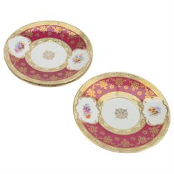 Vienna porcelain cabaret service for four, comprising tray, teapot, covered sucrier, milk jug, cups and saucers 