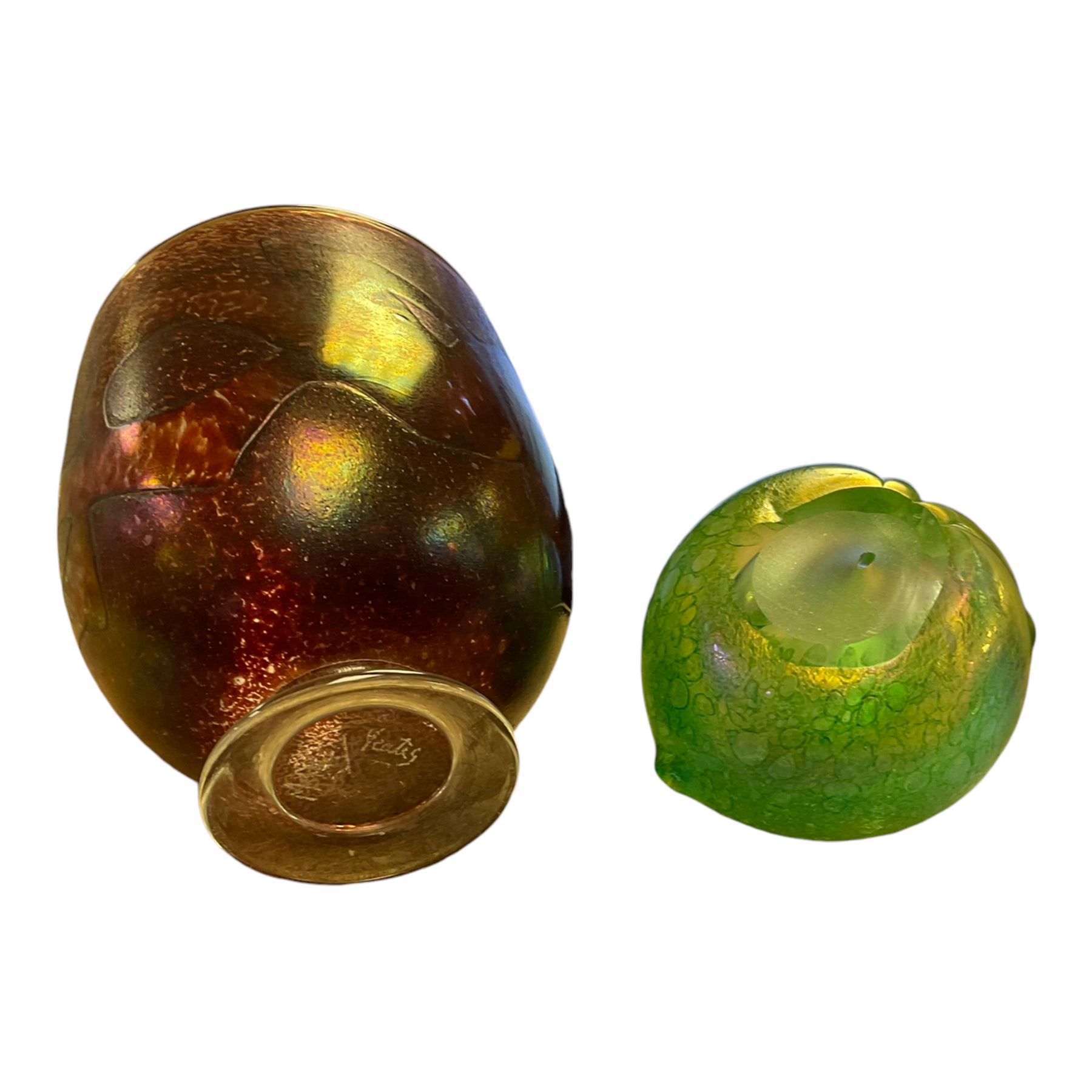 iridescent green glass frog paperweight, in the manner of John Ditchfield, together with Martin Yeates glass bowl