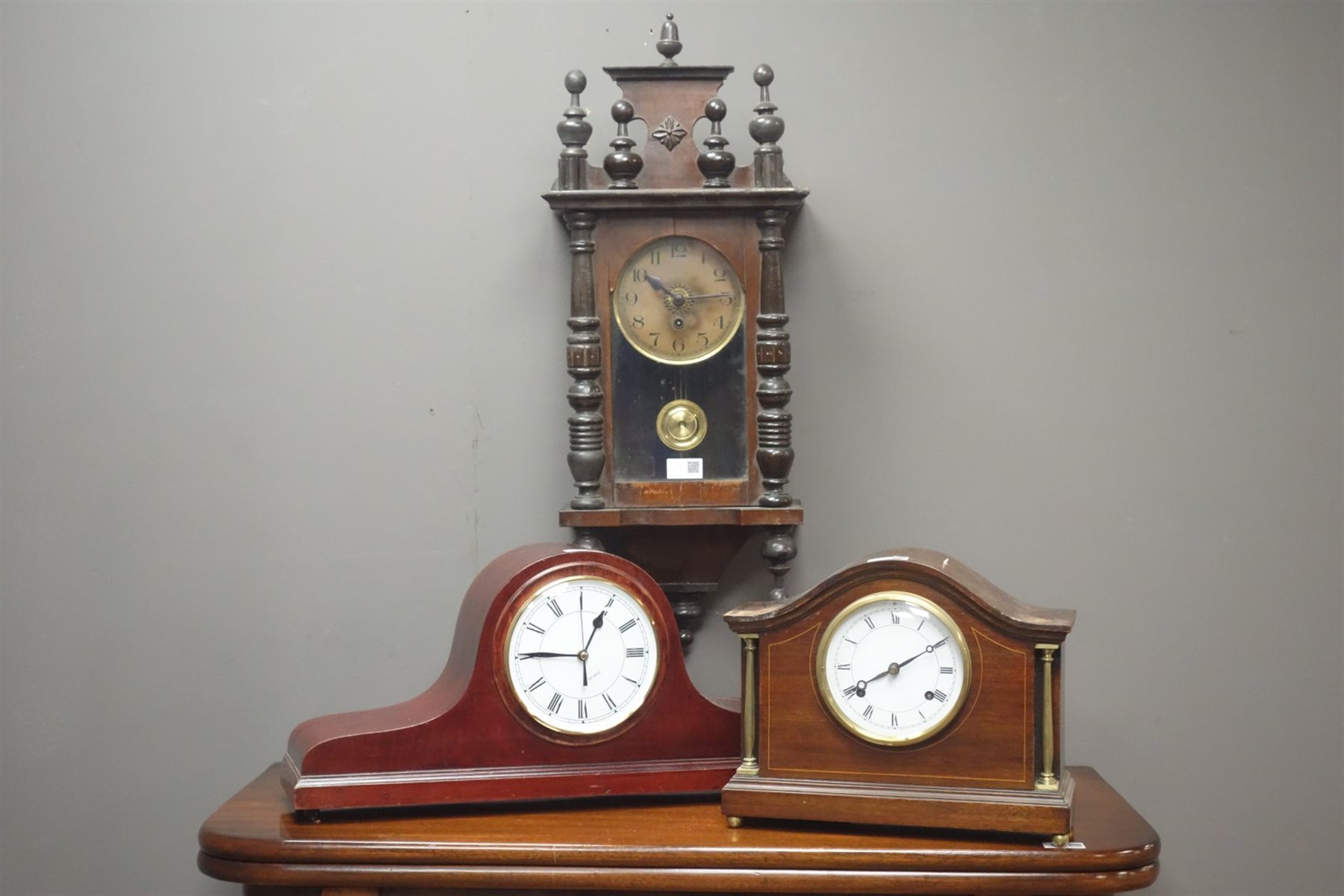 Edwardian mahogany cased mantel clock, dome top mantel clock with