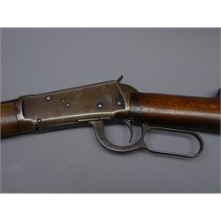  Winchester Model 1894 .32-40 underlever repeating Rifle, 64.5cm inch barrel with adjustable sights stamped 'Manufactued By The Winchester Repeating Arms Co. New Haven, Conn. U.S.A.', walnut stock with steel butt plate and mounts, top plate stamped 'Winchester Model 1894 PAT AUG 21 1894' serial number 242292, L113cm  