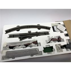 Hornby '00' gauge - electric Mail Train set with 0-6-0 tank locomotive No.7414, travelling post office and brake coach; boxed with Trakmat and paperwork