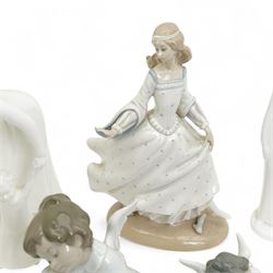   Lladro including Sweet Dreams 1535, Cinderella 4828, Angel Dreaming 4961 and another 4539, eight Royal Doultonfigures from the Images series and one other figure Kathy HN3305