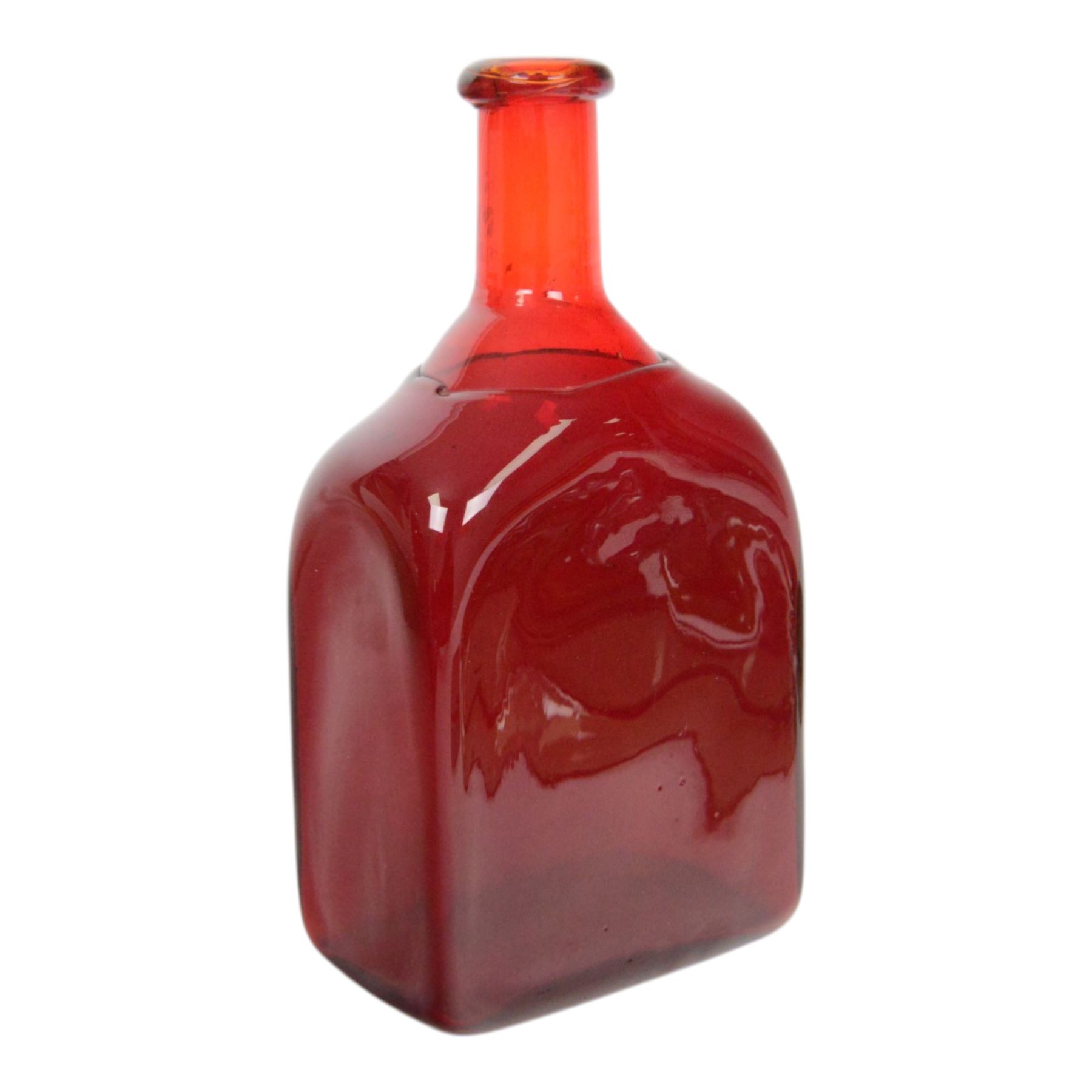 Mid century Finnish red glass bottle, designed by Nanny Still for Riihimaen Lasi, of square sided form with tall neck, H21.5cm, together with set of six mid century Finnish glass plates, designed by Kaj Franck, in smokey green, olive green and turquoise green, 13.5cm x 13.5cm