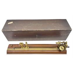 Early 20th century worsted spinners walnut and brass twist tester by J.H. Heal Maker Halifax L61cm; in original box with paperwork