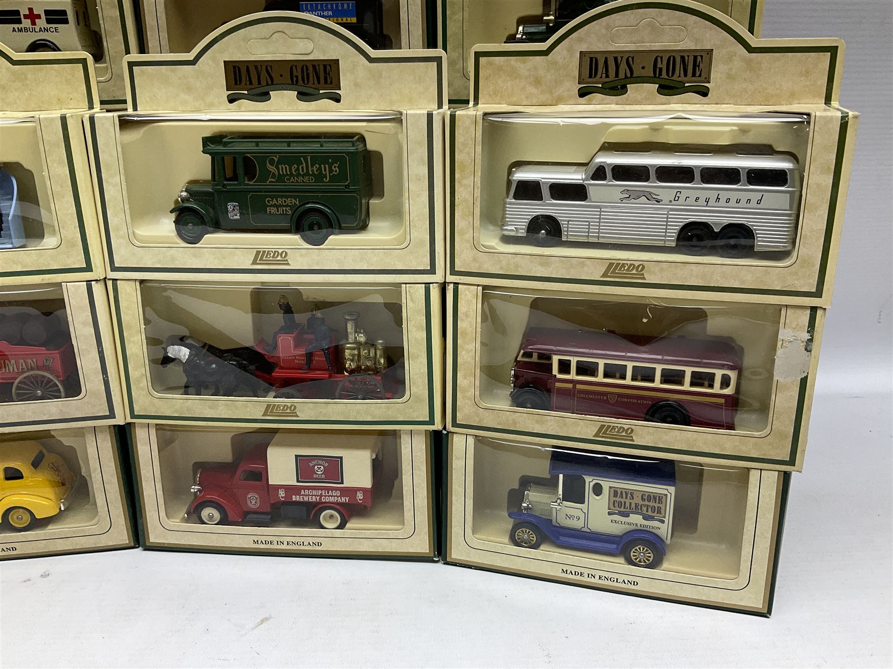 Seventy-six Lledo/ Days Gone die-cast models, all boxed (76)