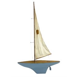 Pond yacht - Games Industries 'Albatross' Racing Yacht with blue painted hull with working rudder, simulated planked deck and single sail L91cm H153cm 